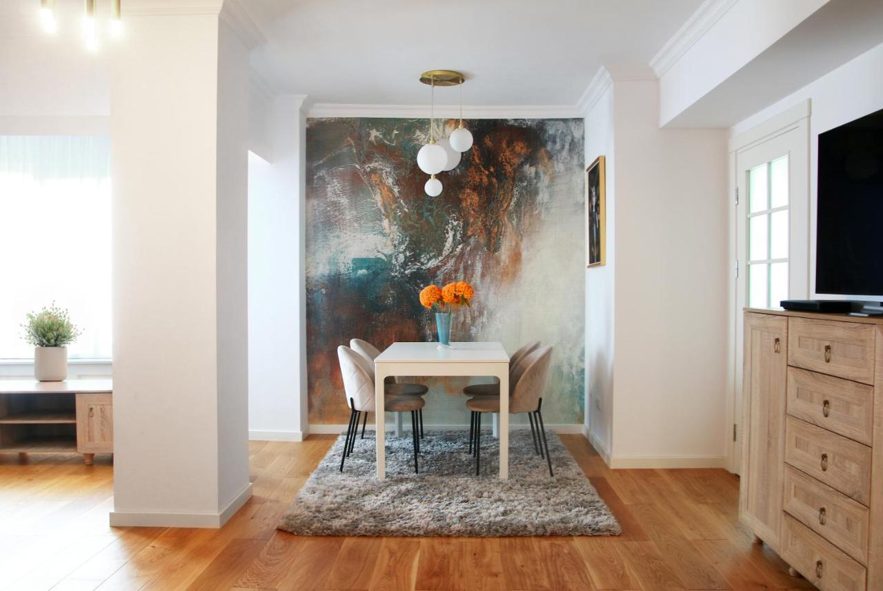 Premium Central Apartment Brasov Bagian luar foto